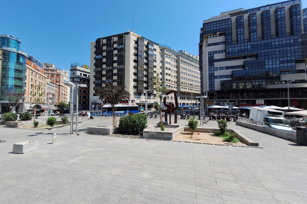 <p>Plaza de Santo Domingo en Madrid. /<strong> R. A.</strong> </p>