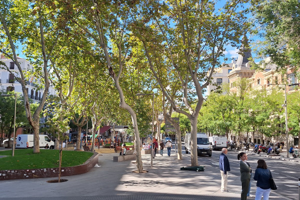 <p>La plaza de Santa Bárbara, en Madrid. / <strong>R.A.</strong></p>