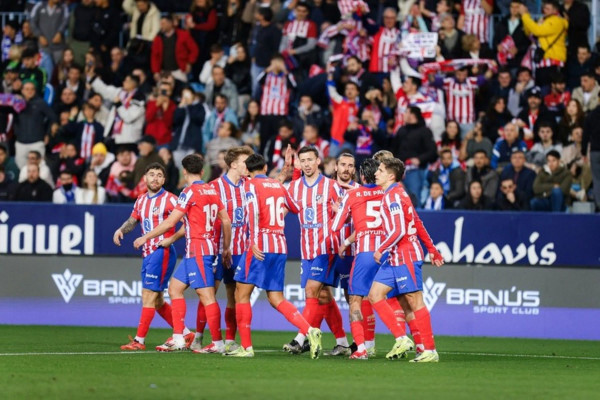 <p>Los jugadores celebran el primer y único gol del partido. / <strong>Atlético de Madrid</strong></p>