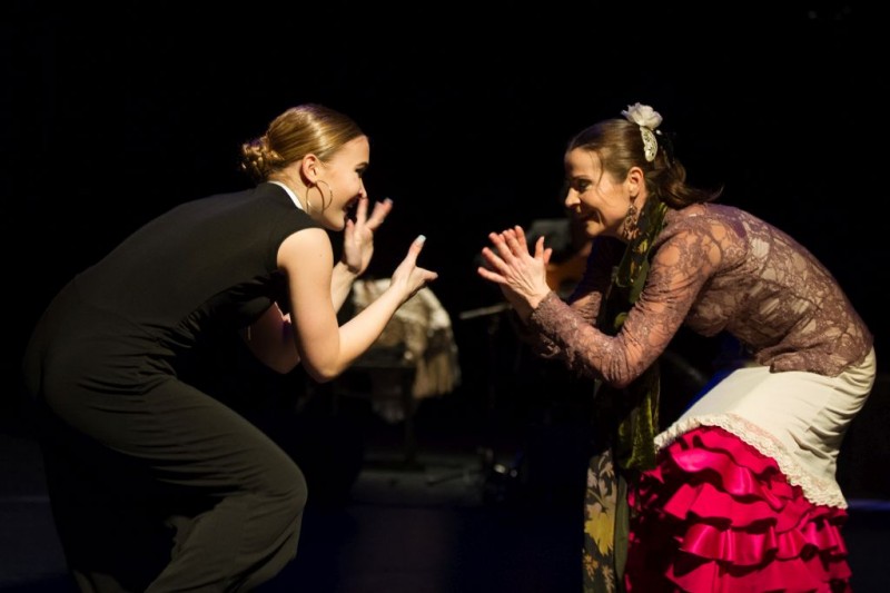 Conchita Boon y La Kika , en Viajeros, iniciativa de la bienal y de La Nina.