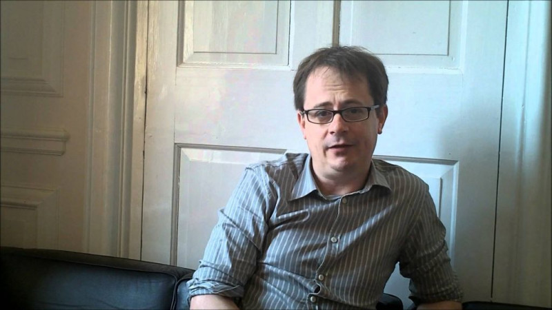 <p>Imagen de Marc Stears tomada de un vídeo realizado por el University College de Oxford </p>
