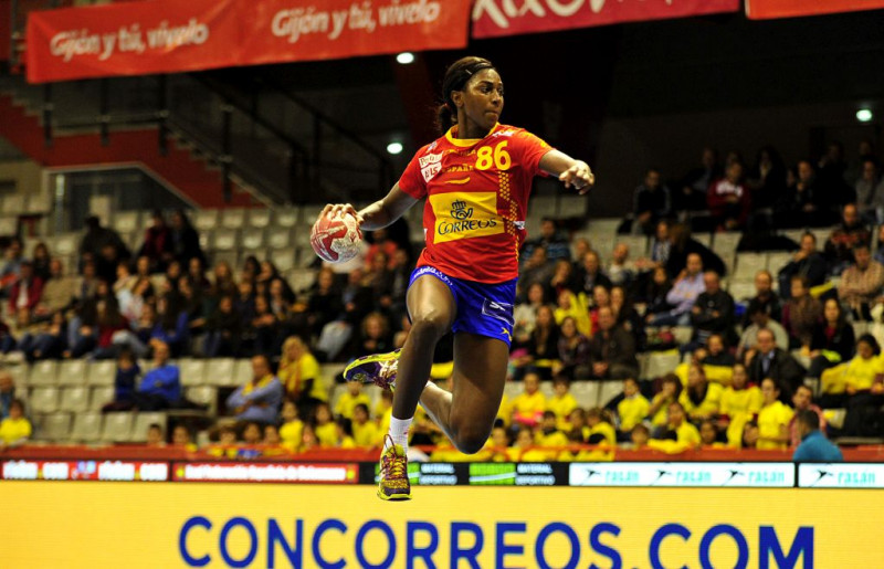 <p>Alexandrina Barbosa, jugadora de la selección española de balonmano</p>