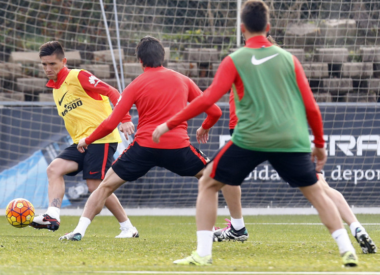 <p>Matías Kranevitter, en su primer entrenamiento con el Atlético de Madrid</p>