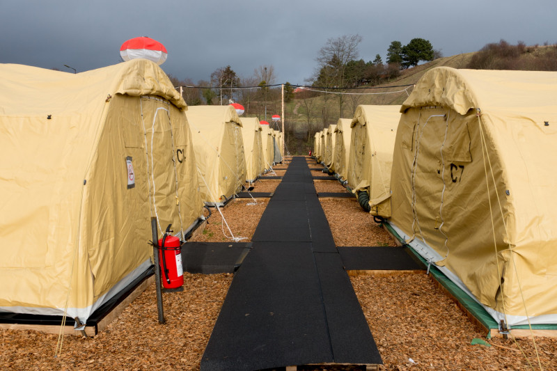 <p>Una de las calles del campo para refugiados de Næstved.</p>