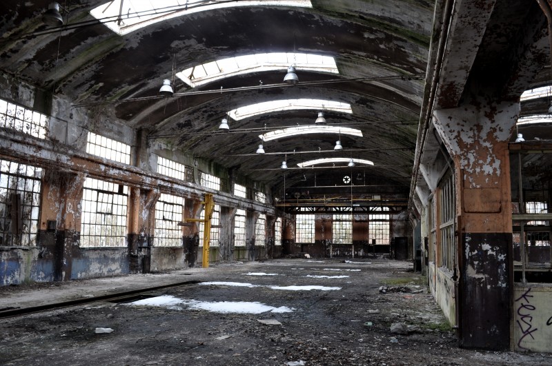 <p>Una fábrica abandonada.</p>