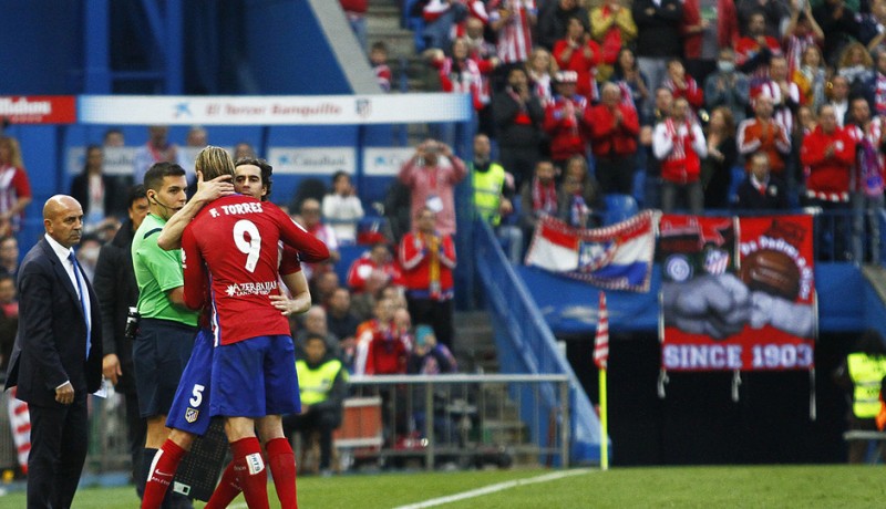 <p>Tiago sustituye a Fernando Torres en el último partido de Liga del Atlético de Madrid ante el Celta de Vigo (2-0)</p>