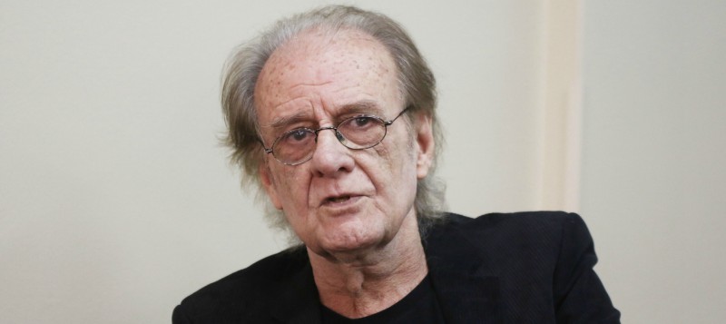 <p>Luis Eduardo Aute</p>