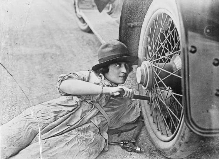 <p>Mujer trabajando durante la Primera Guerra Mundial.</p>