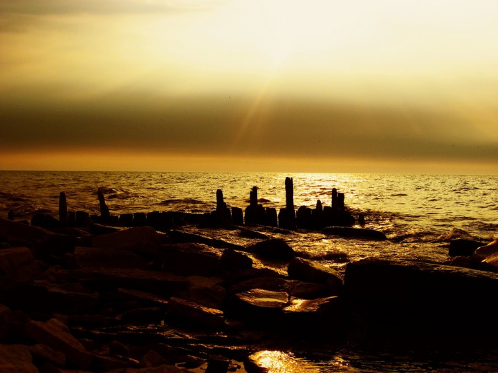 <p>Cementerio junto al mar.</p>