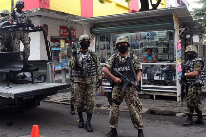 <p>Operación del cuerpo de Infantería de Marina mexicano contra el cartel de los Zetas en 2012.</p>