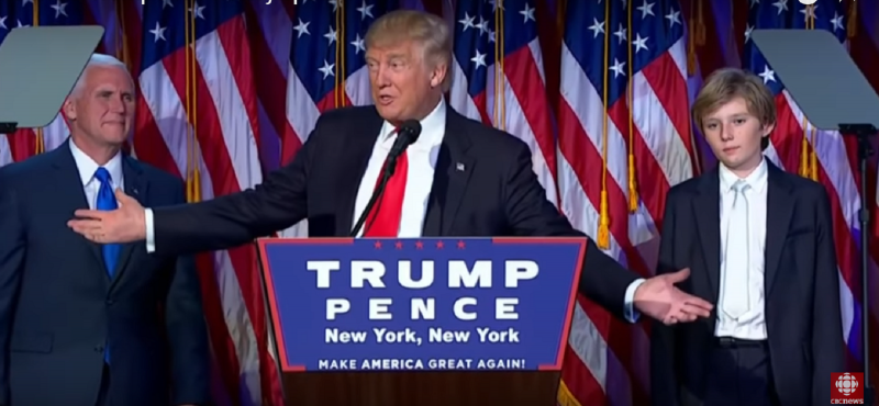 <p>Donald Trump se dirige a los medios tras haber ganado las elecciones.</p>