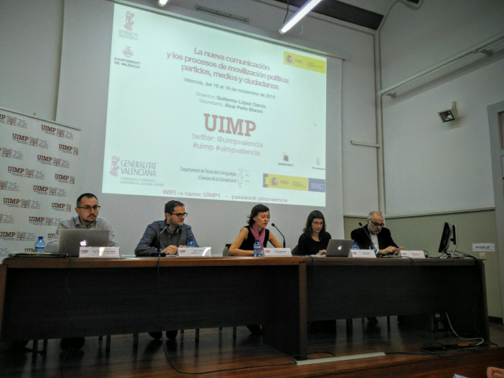 <p>Mesa redonda del Congreso Mediaflows: 