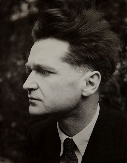 <p>Emil Cioran en Rumanía, antes de trasladarse definitivamente a Francia en 1947.</p>