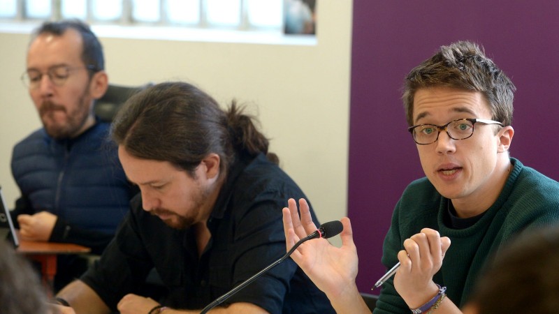 <p>Pablo Echenique, Pablo Iglesias e Íñigo Errejón, durante una reunión del consejo ciudadano de Podemos.</p>