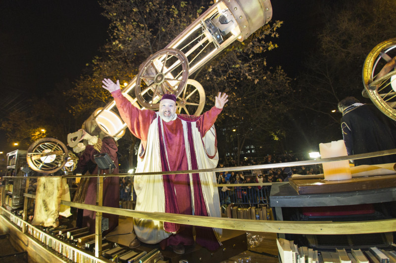 <p>Extravagante personaje de la Cabalgata de Reyes de 2017 de Madrid</p>