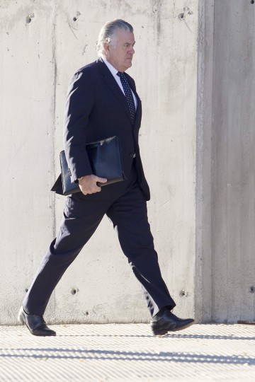 <p>Barcenas, en la entrada de la Audiencia Nacional en San Fernando de Henares. </p>