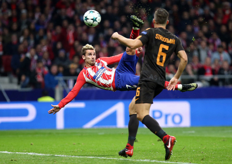 <p>Antoine Griezmann, marcando el 1-0 frente a la Roma. </p>