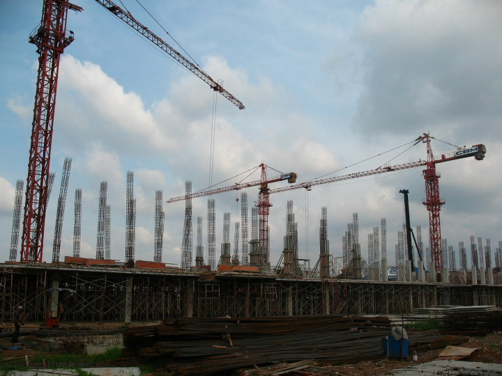 <p>Grúas de construcción.</p>