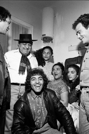 <p>Antonio Montoya Flores, Farruco, con su familia en 1987.</p>