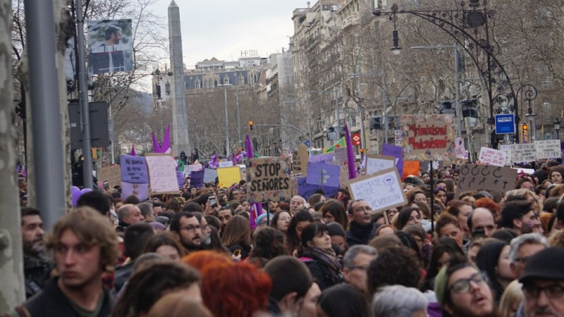 <p>Manifestación en Barcelona durante la huelga feminista del 8 de marzo de 2018.</p>