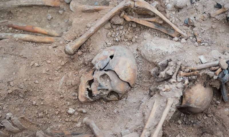 <p>Imagen de una exhumación en Zaragoza </p>