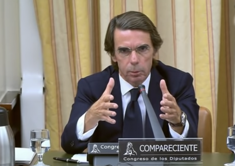 <p>José María Aznar durante la Comisión de Investigación sobre la presunta financiación ilegal del Partido Popular.</p>