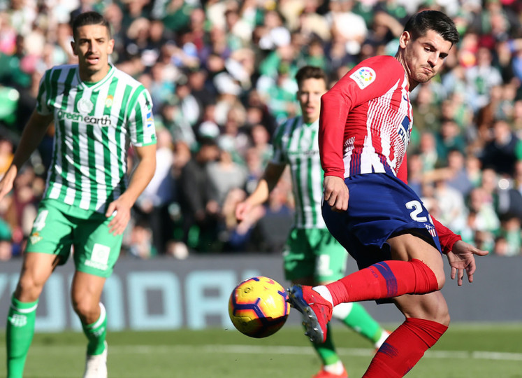 <p>Álvaro Morata durante el encuentro Bétis - Atlético de Madrid. </p>