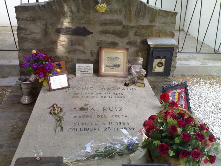 <p>Tumba de Antonio Machado en Colliure, Francia.</p>