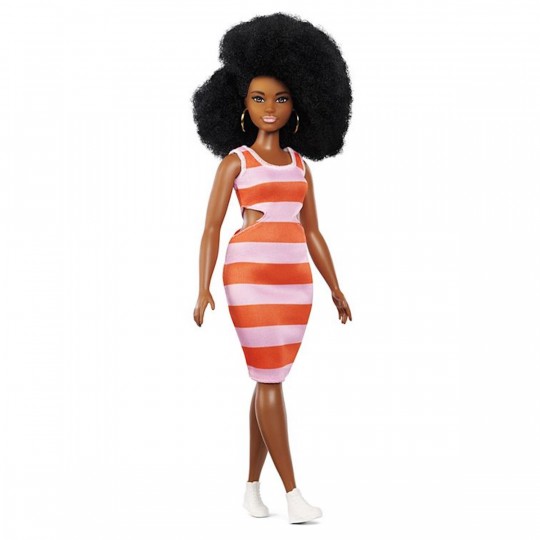 <p>Barbie Fashionistas - Curvy with Black Hair.</p>