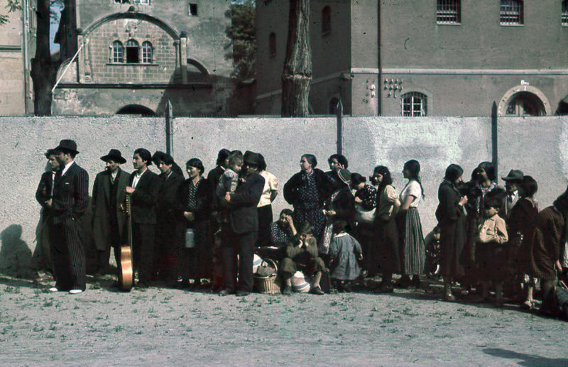 <p>Deportación de población romaní en Asperg, Alemania. 1940.</p>
<p> </p>