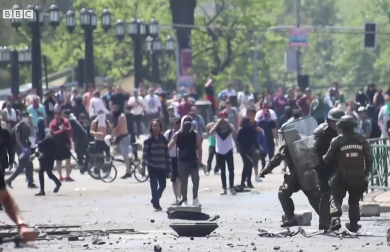 <p>Protestas en Santiago de Chile.</p>