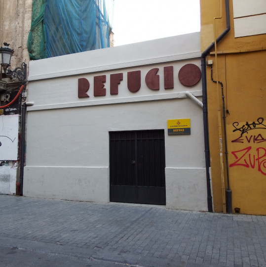 <p>Refugio antiaéreo en la calle Serranos, 28, en Valencia. </p>