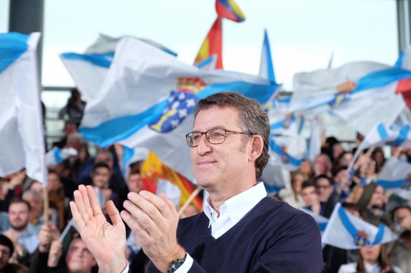 <p>Alberto Núñez Feijóo durante un acto de precampaña en Galicia. </p>