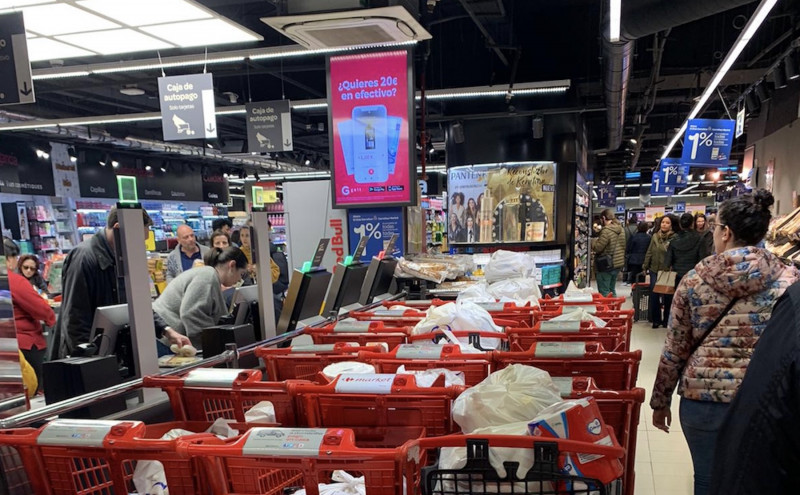 <p>Zona de envíos a domicilio en Carrefour (Madrid)</p>