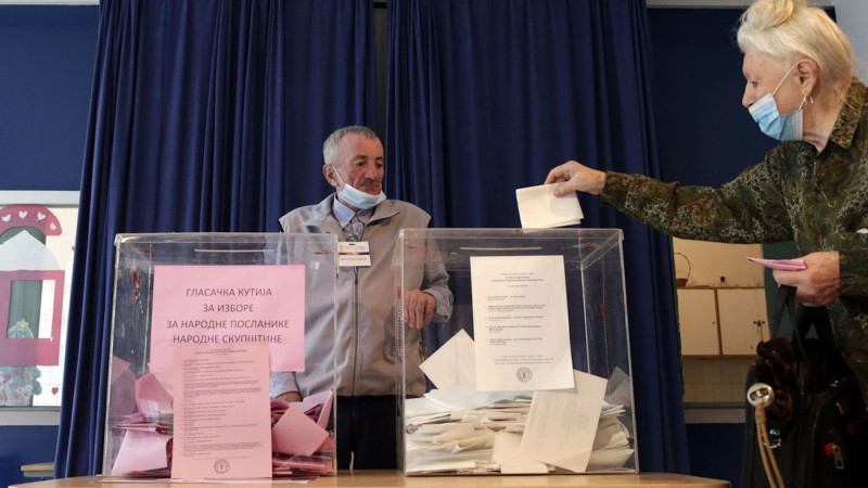<p>Elecciones en Serbia, el pasado 21 de junio.</p>