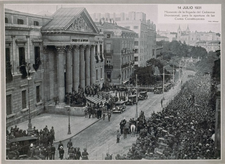 <p>Llegada del Gobierno Provisional, para la apertura de las Cortes Constituyentes, 14 de julio 1931.</p>