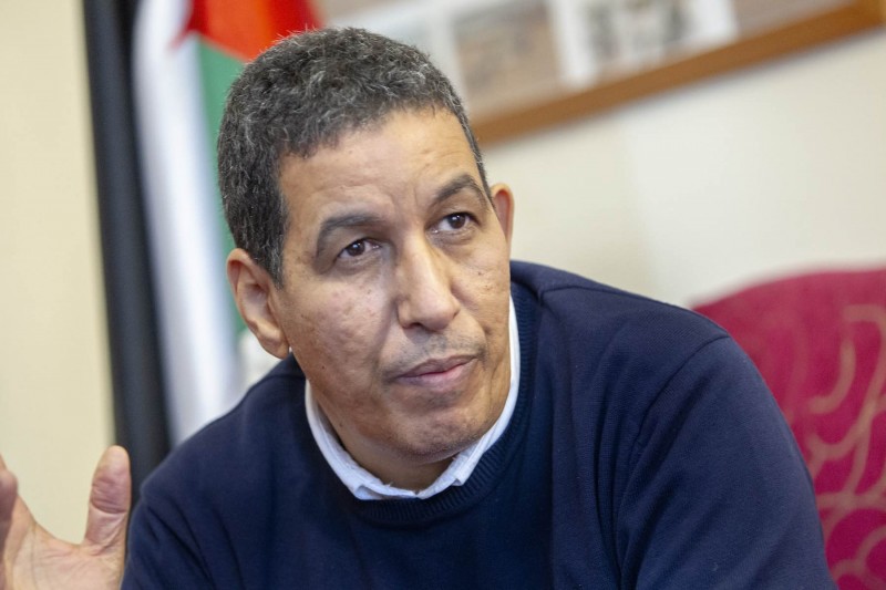 <p>Abdulah Arabi, delegado del Frente Polisario para España, durante la entrevista. </p>