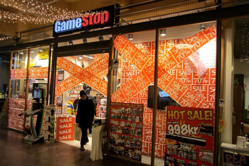 <p>Tienda de juegos GameStop en Umeå (Suecia) en 2011.</p>