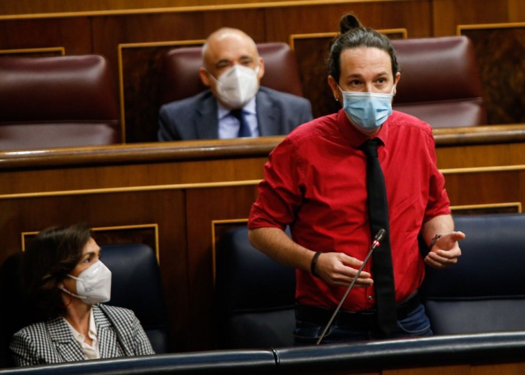 <p>Pablo Iglesias contesta a las preguntas durante la sesión de control de este 17 de marzo.</p>