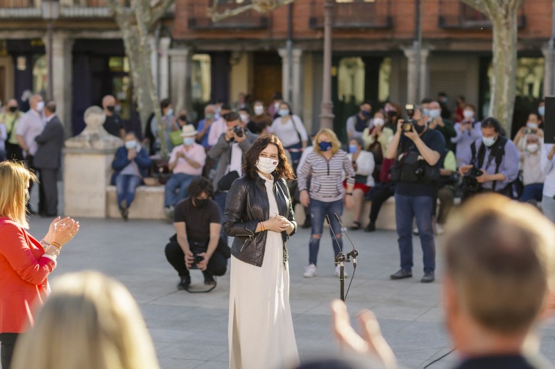 <p>Isabel Díaz Ayuso el 6 de abril en Alcalá de Henares.</p>