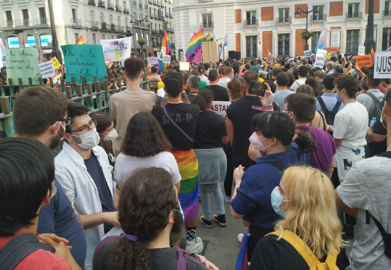 <p>Concentración contra las agresiones homófobas en la Puerta del Sol de Madrid el día 11 de septiembre.</p>