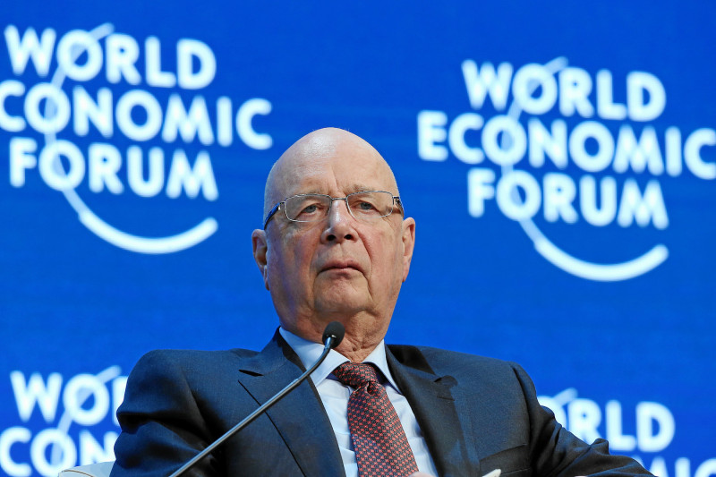 <p>Klaus Schwab, fundador y presidente ejecutivo del Foro Económico Mundial el el Foro Económico de Davos (2015).</p>