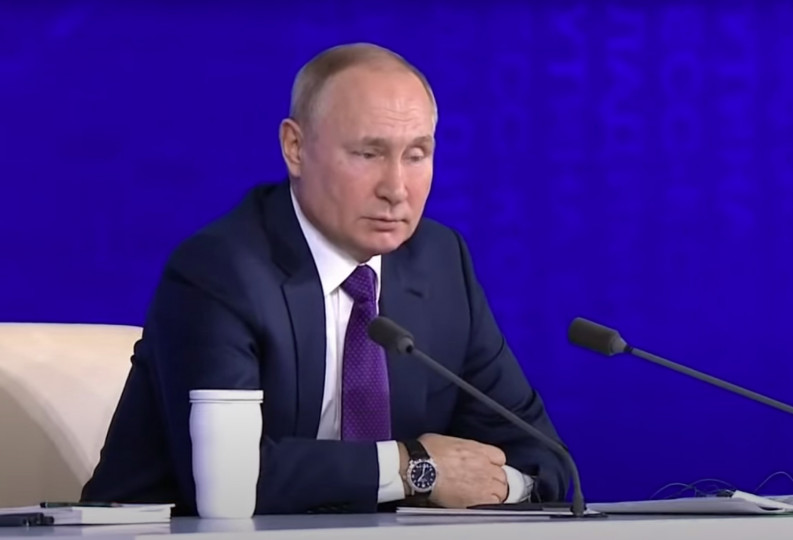 <p>El presidente ruso Vladimir Putin en una rueda de prensa reciente.</p>