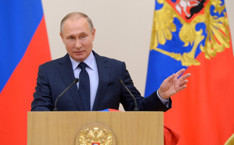 <p>Vladimir Putin en un encuentro con atletas olímpicos en 2018.</p>