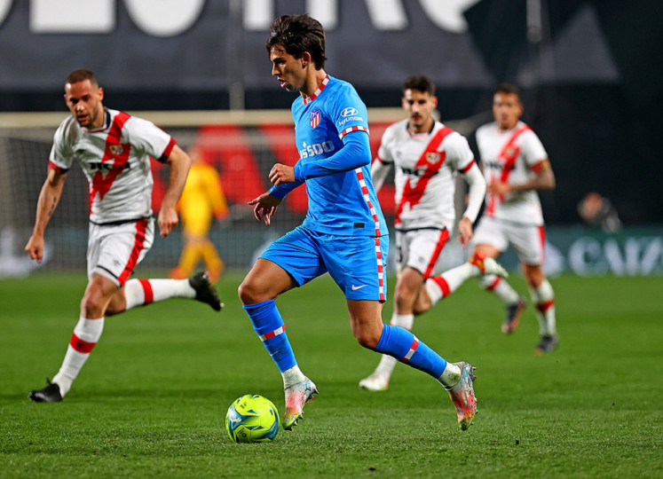 <p>El jugador del Atleti João Félix en el transcurso del partido contra el Rayo Vallecano.</p>