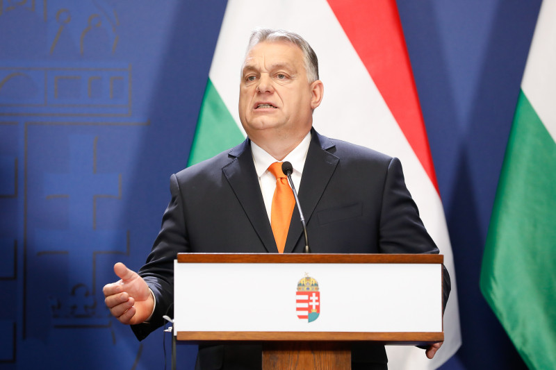 <p>El primer ministro de Hungría, Viktor Orbán en una rueda de prensa junto a su homólogo brasileño en 2022.</p>