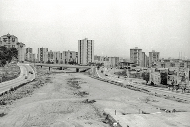 <p>Passeig de la Vall d'Hebron, Barcelona (1985).</p>