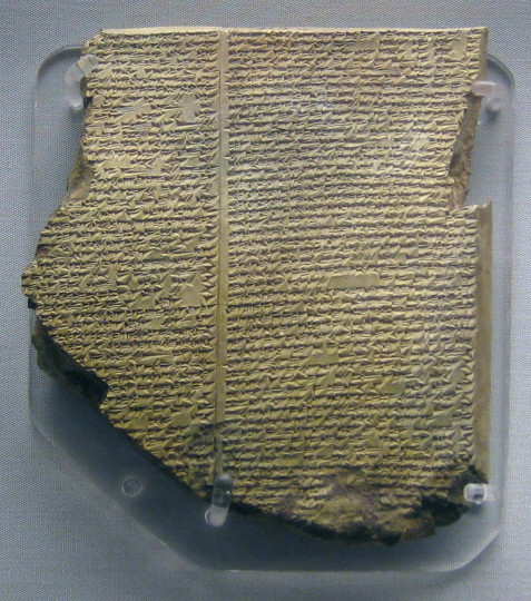 <p>Tablilla que contiene parte de la 'Epopeya de Gilgamesh'</p>
