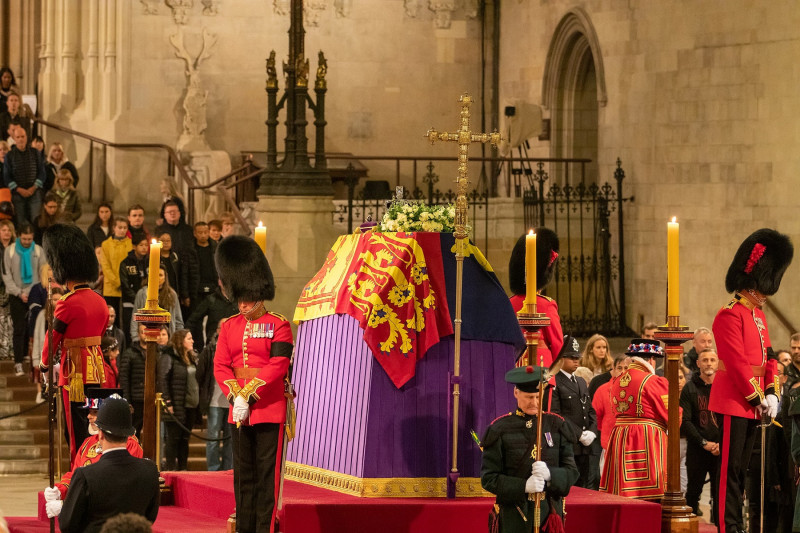 <p>Velatorio de Isabel II en Westminster Hall.</p>