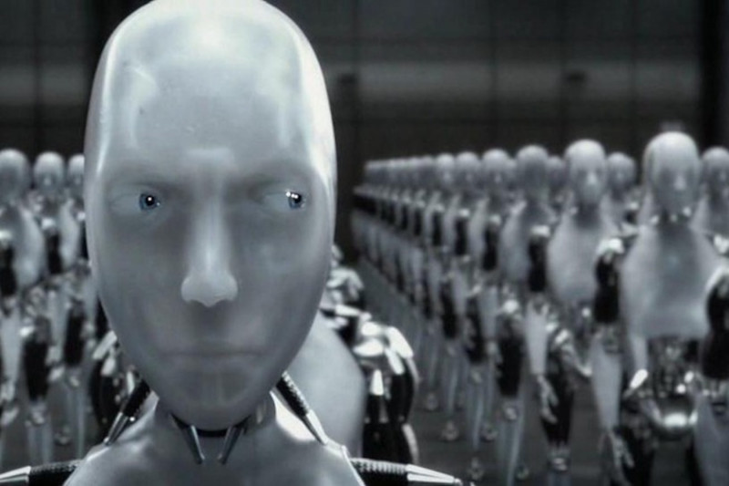 <p>Fotograma de la película <em>Yo, robot</em> (2004). <strong>/ Alex Proyas</strong></p>